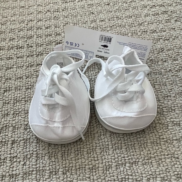 Build-A-Bear Other - New build a bear white sneaker shoes